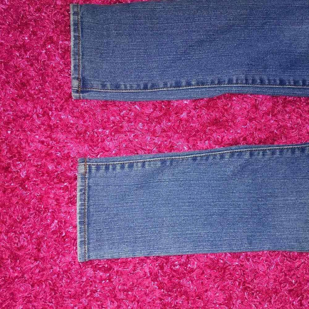 Light washed jeans - Picture 6 of 8
